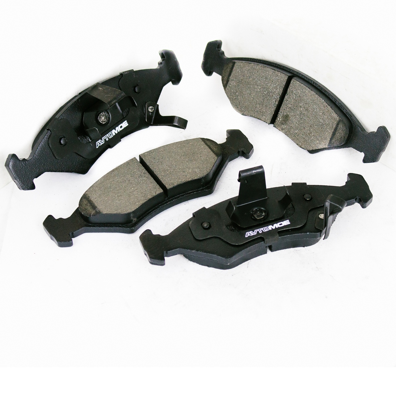 Колодки тормозные передние без ABS AMBP0185 AVTOMOE