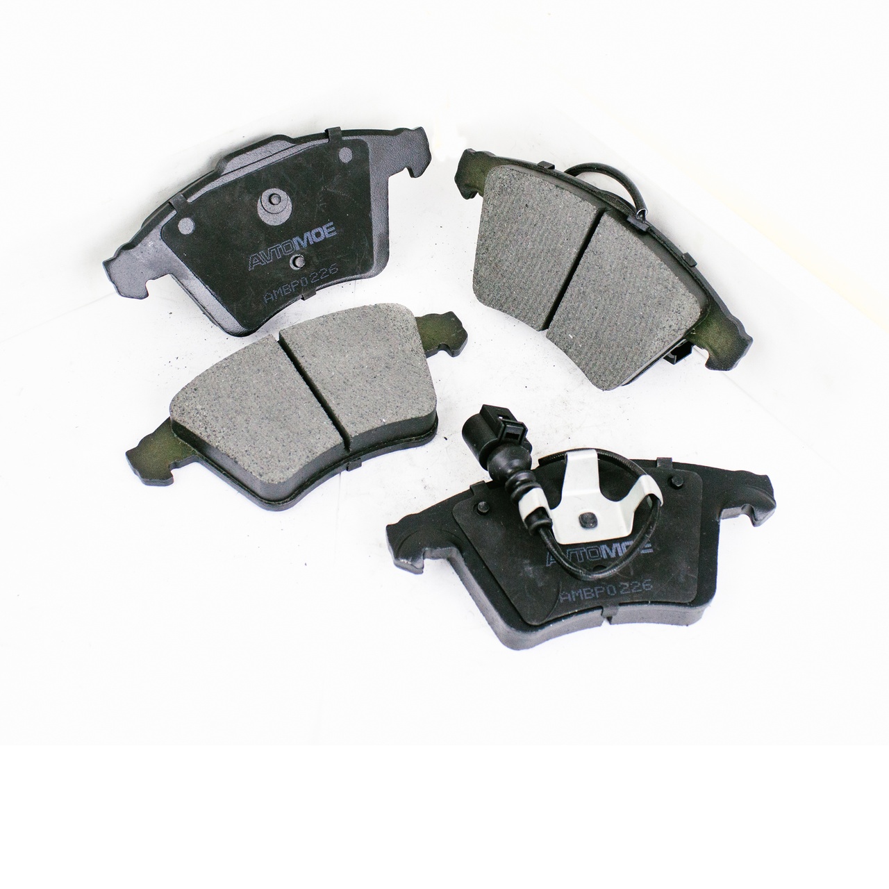 Колодки тормозные передние AMBP0226 AVTOMOE